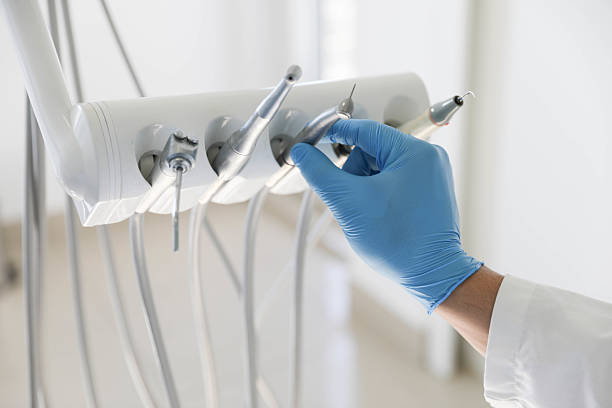 Professional Emergency Dentist technician working in Cambrian Park, CA